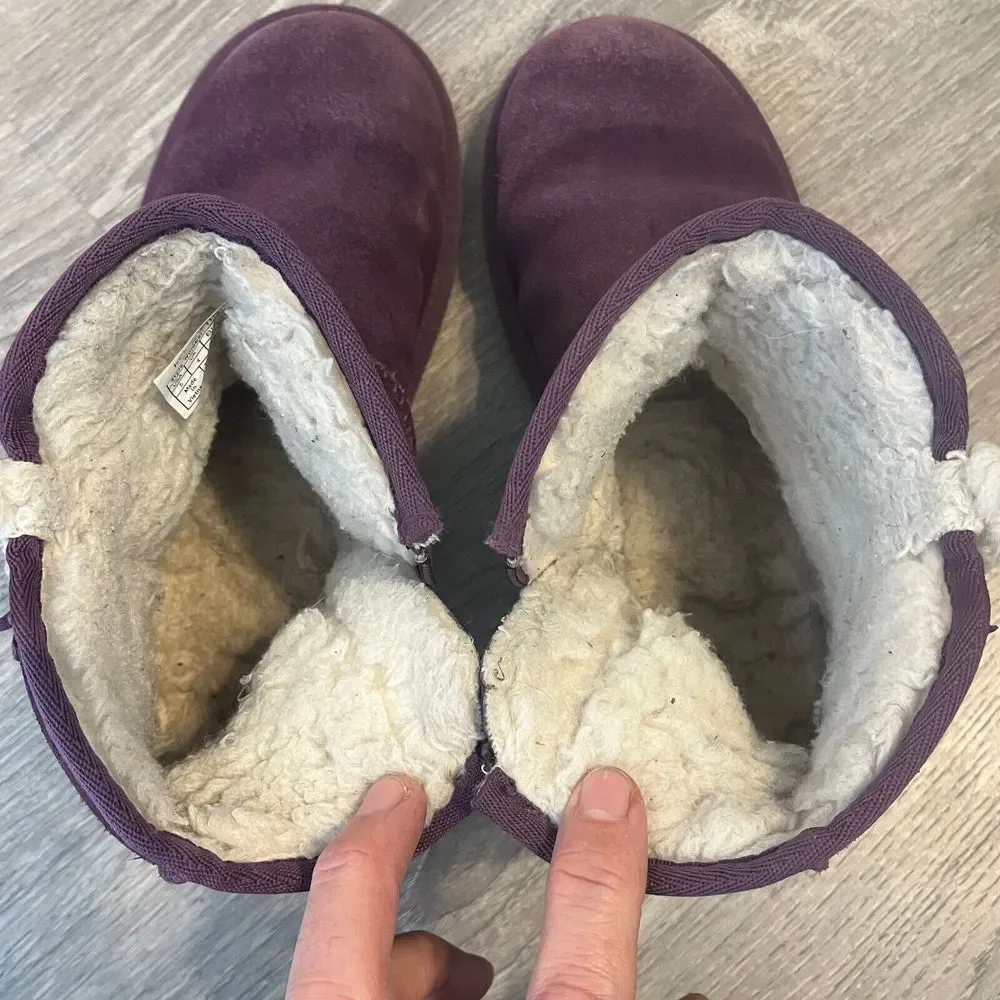 Koolaburra by Ugg Victoria Short Suede Boot Purple Womens 6.5 UK 4 EU 37 Youth 5